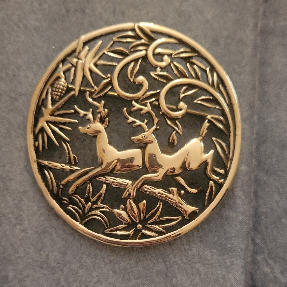 Elegant Gold Forest Deer Brooch